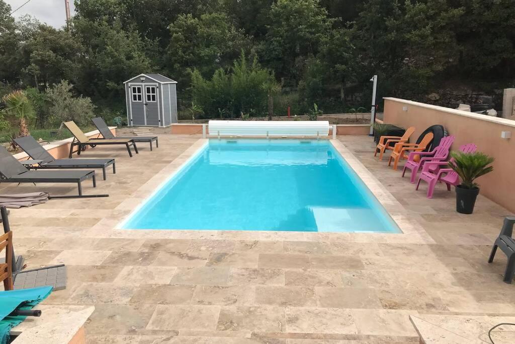 Apartment Attenant A T2 Avec Terrasse .